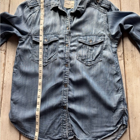 American Eagle Outfitters Blue Button Down Shirt - Picture 3 of 11